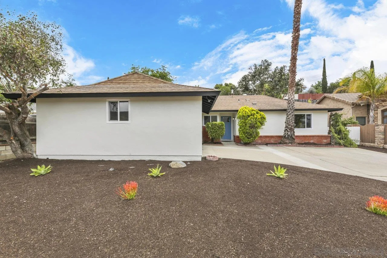 13331 Tobiasson Road Poway, CA 92064 - Photo 23 of 24 a backyard of a house with table and chairs