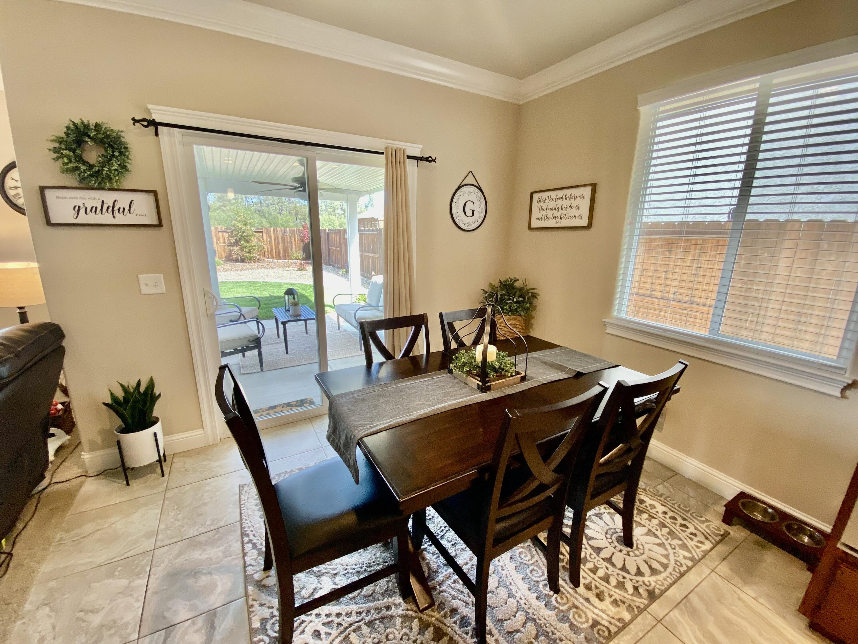 3246 Lemurian Road Redding, CA 96002 - Photo 13 of 29 Lemurian 3246 Dining 1