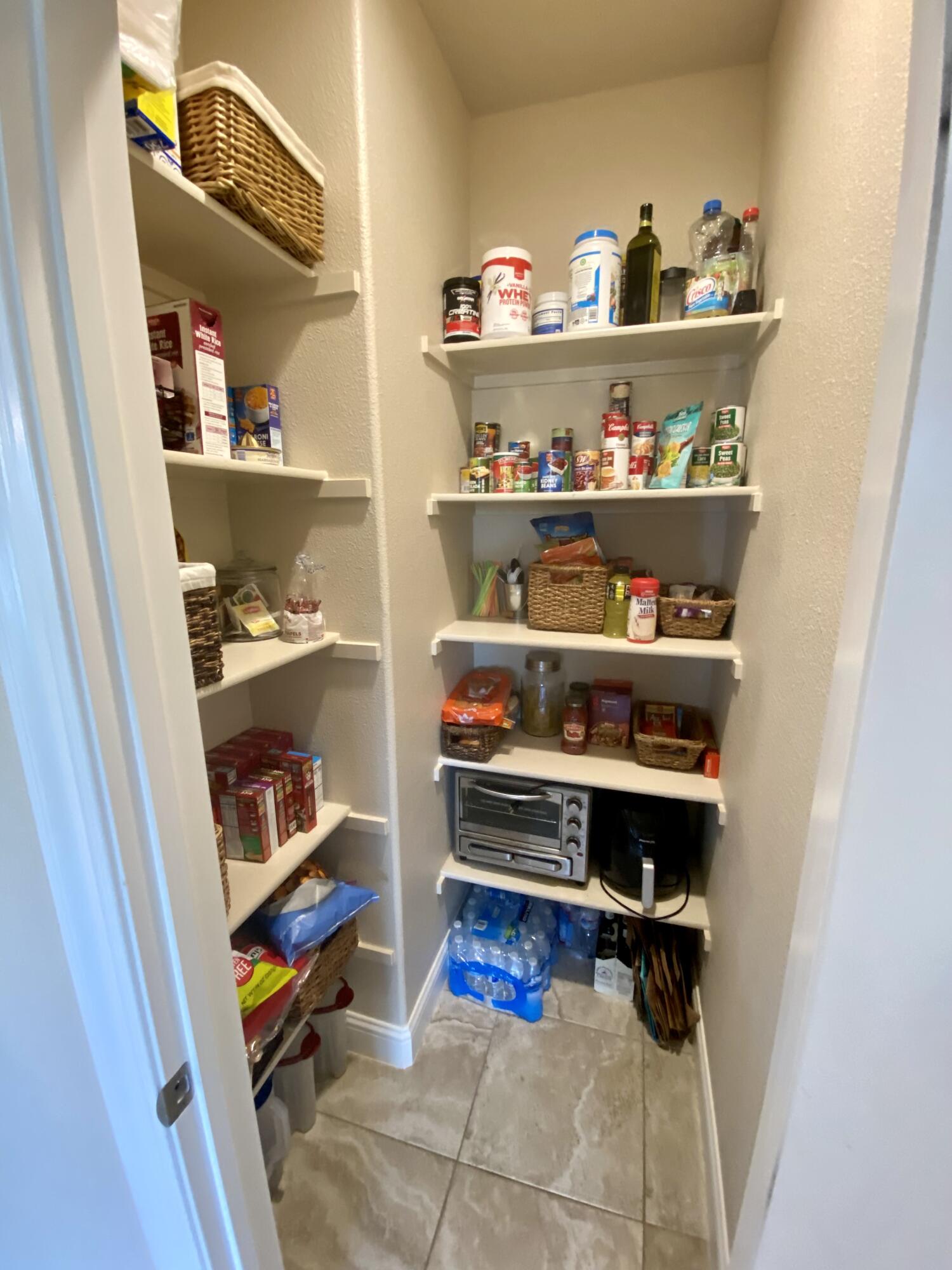 3246 Lemurian Road Redding, CA 96002 - Photo 22 of 29 Lemurian 3246 pantry