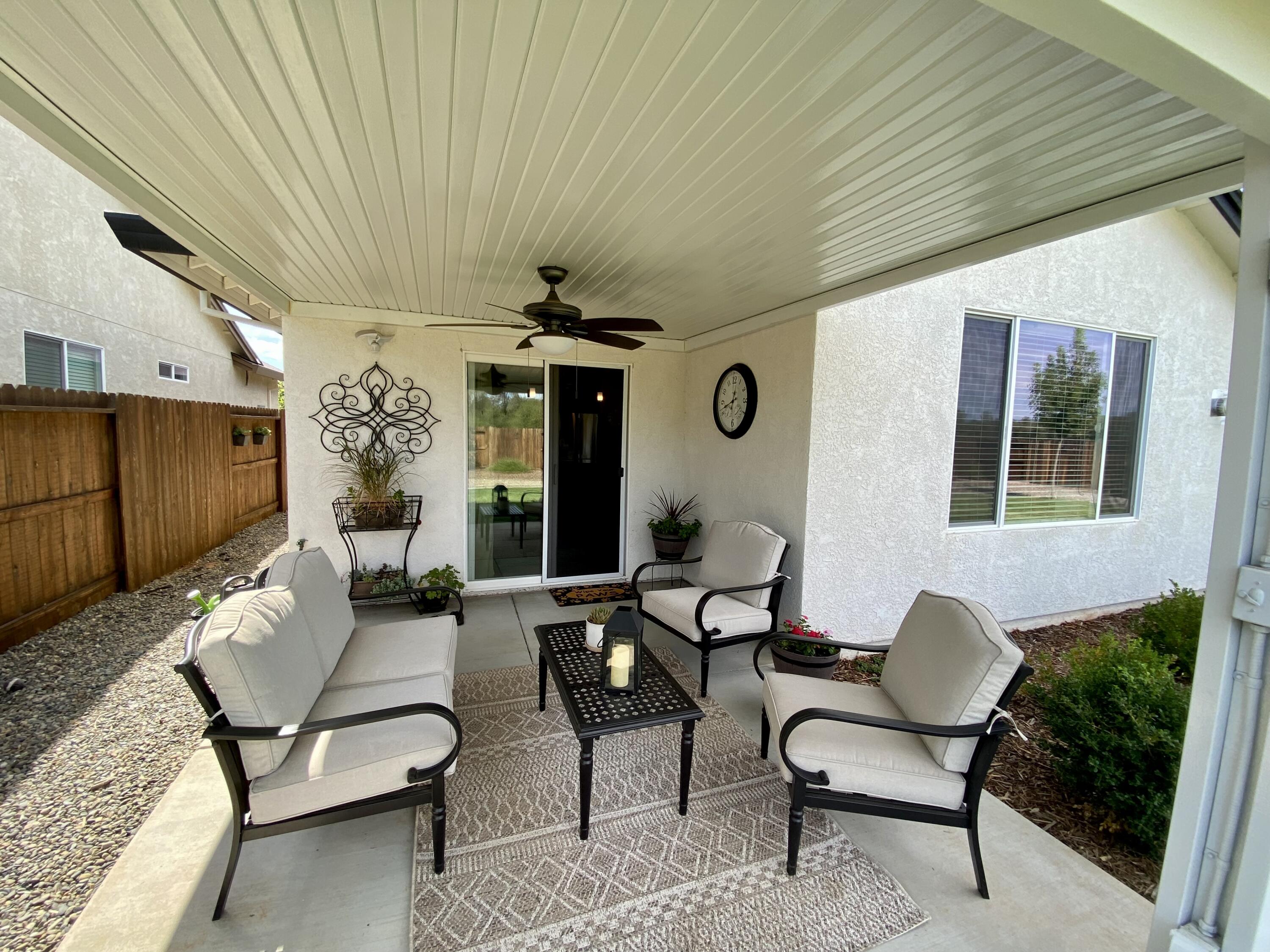 3246 Lemurian Road Redding, CA 96002 - Photo 25 of 29 Lemurian 3246 patio