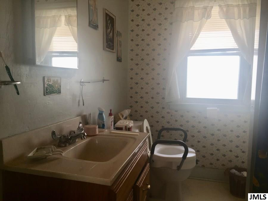 2825 Overhill Road Jackson, MI 49203 - Photo 16 of 20 Photo 16