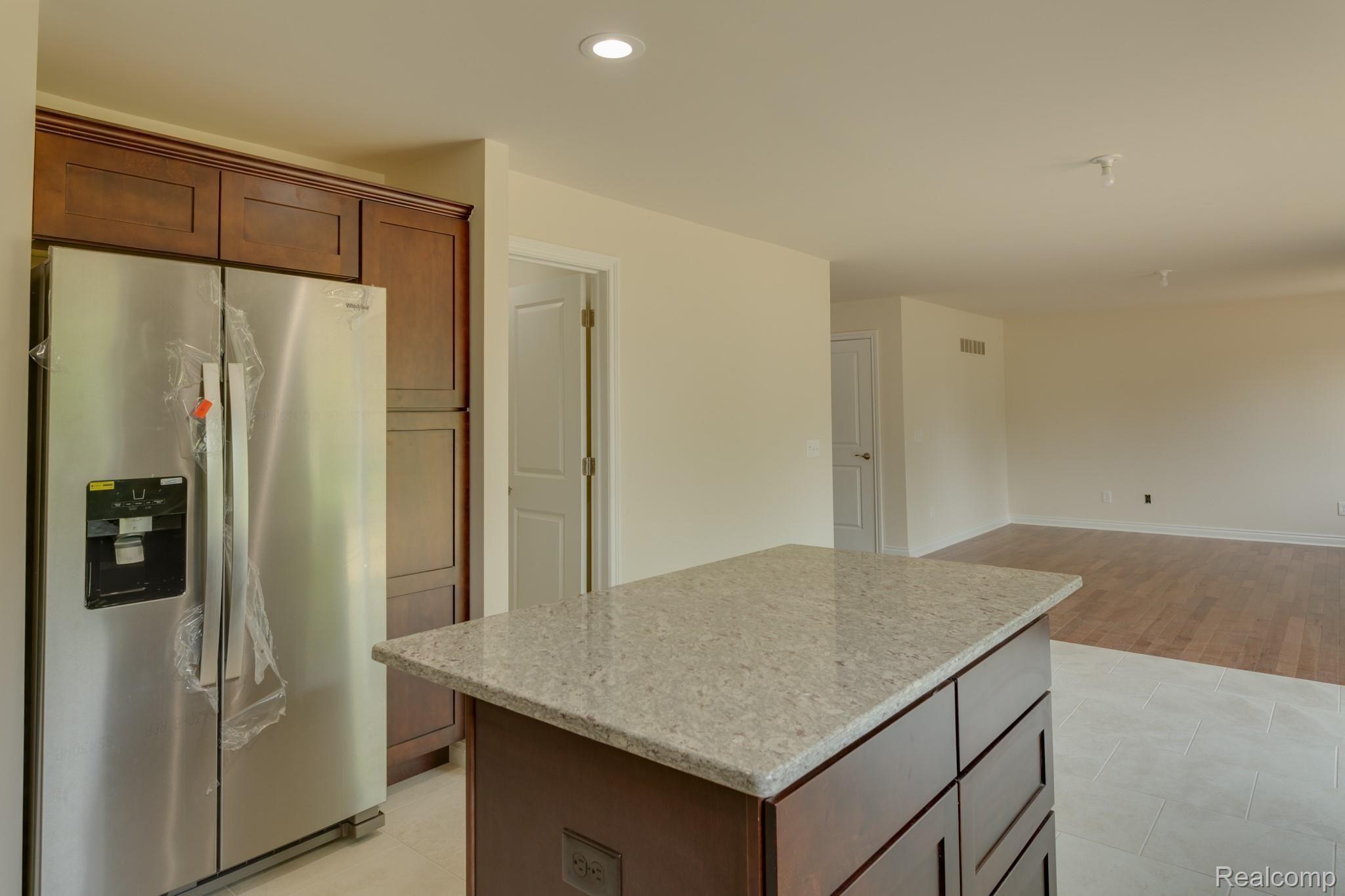 18957 Faulman Road Clinton Township, MI 48035 - Photo 8 of 39 18957Faulman-12.jpg