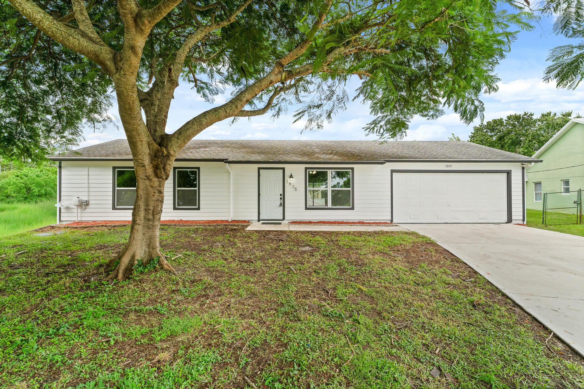 1575 Southwest Fresno Road Port St. Lucie, FL 34953 - Photo 2 of 27 2