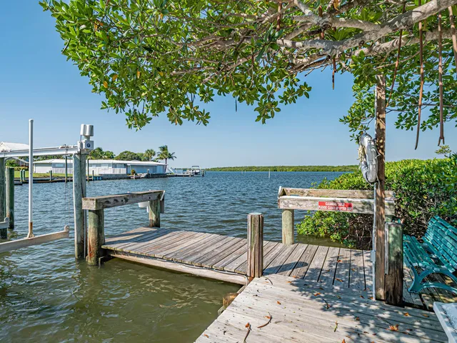 $479,000 | 3223 South Lakeview Circle, Unit 208, Hutchinson Island, FL 34949