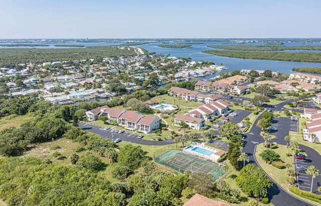 $479,000 | 3223 South Lakeview Circle, Unit 208, Hutchinson Island, FL 34949