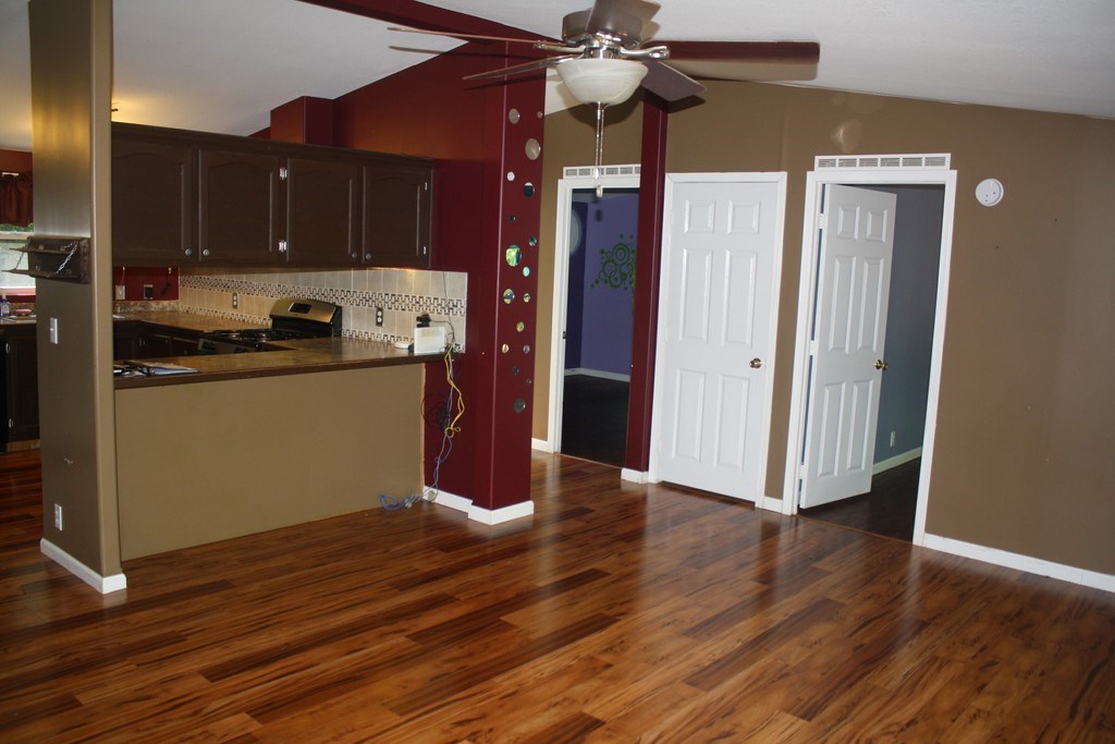7950 East Baseline Road Mount Pleasant, MI 48858 - Photo 9 of 31 1812932-8.JPG