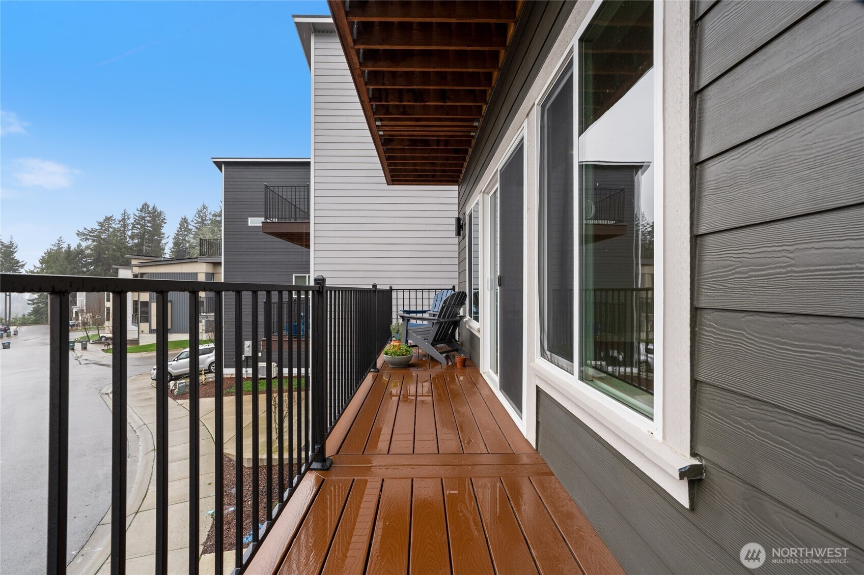 138 Blackfish Court Bremerton, WA 98310 - Photo 10 of 36 a view of balcony deck