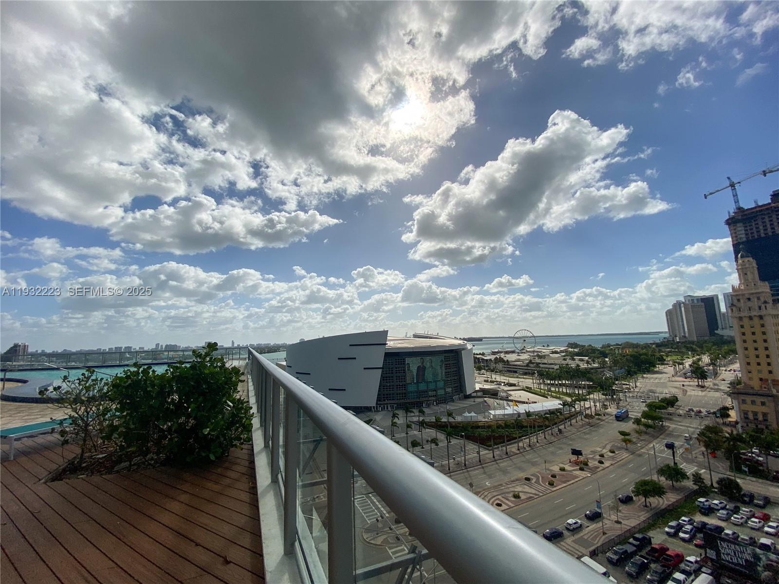 888 Biscayne Boulevard, Unit 709 Miami, FL 33132 - Photo 6 of 48 a view of a terrace with sky view