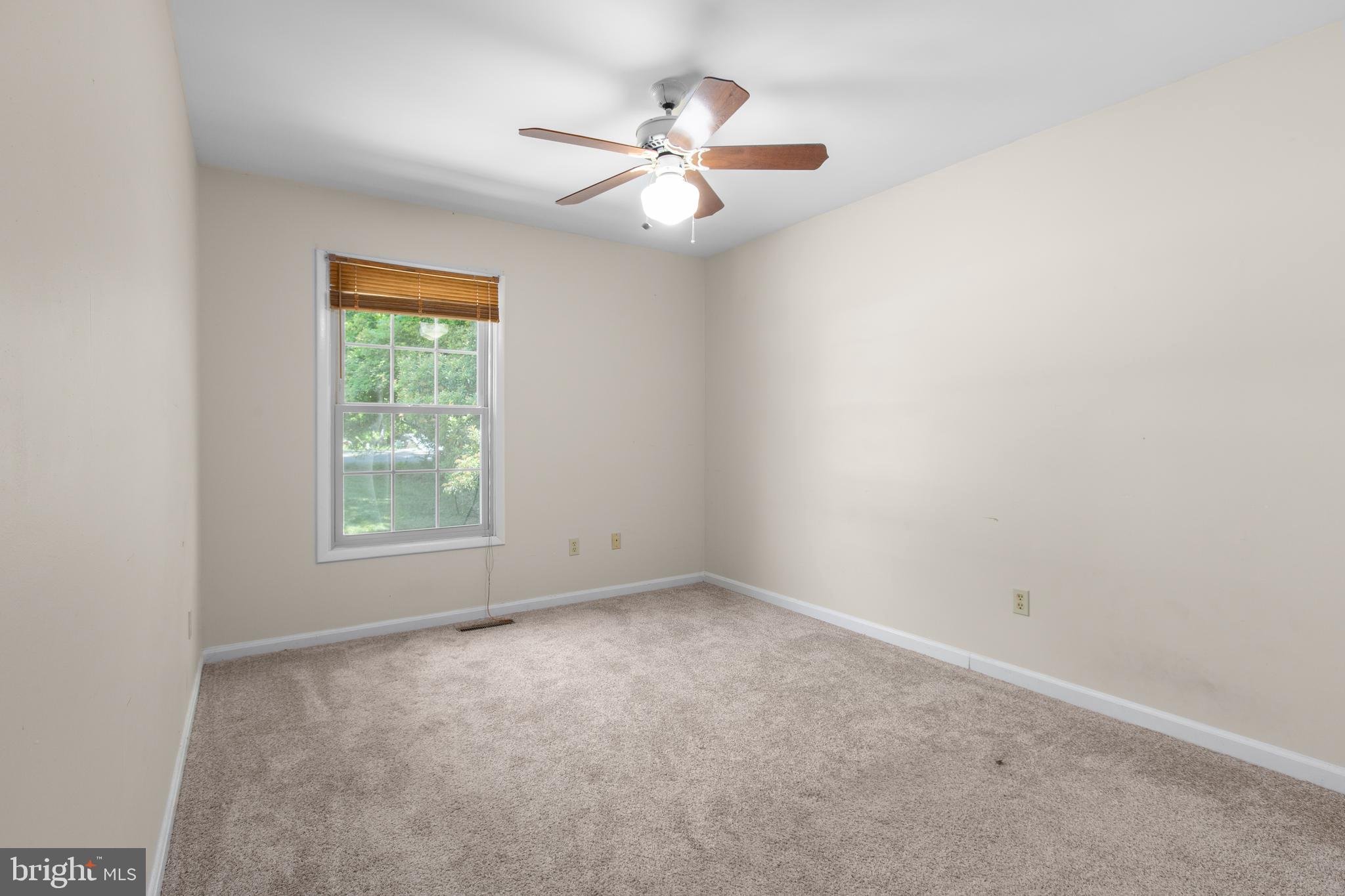 655 Holly Corner Road Fredericksburg, VA 22406 - Photo 21 of 45 Bedroom #2