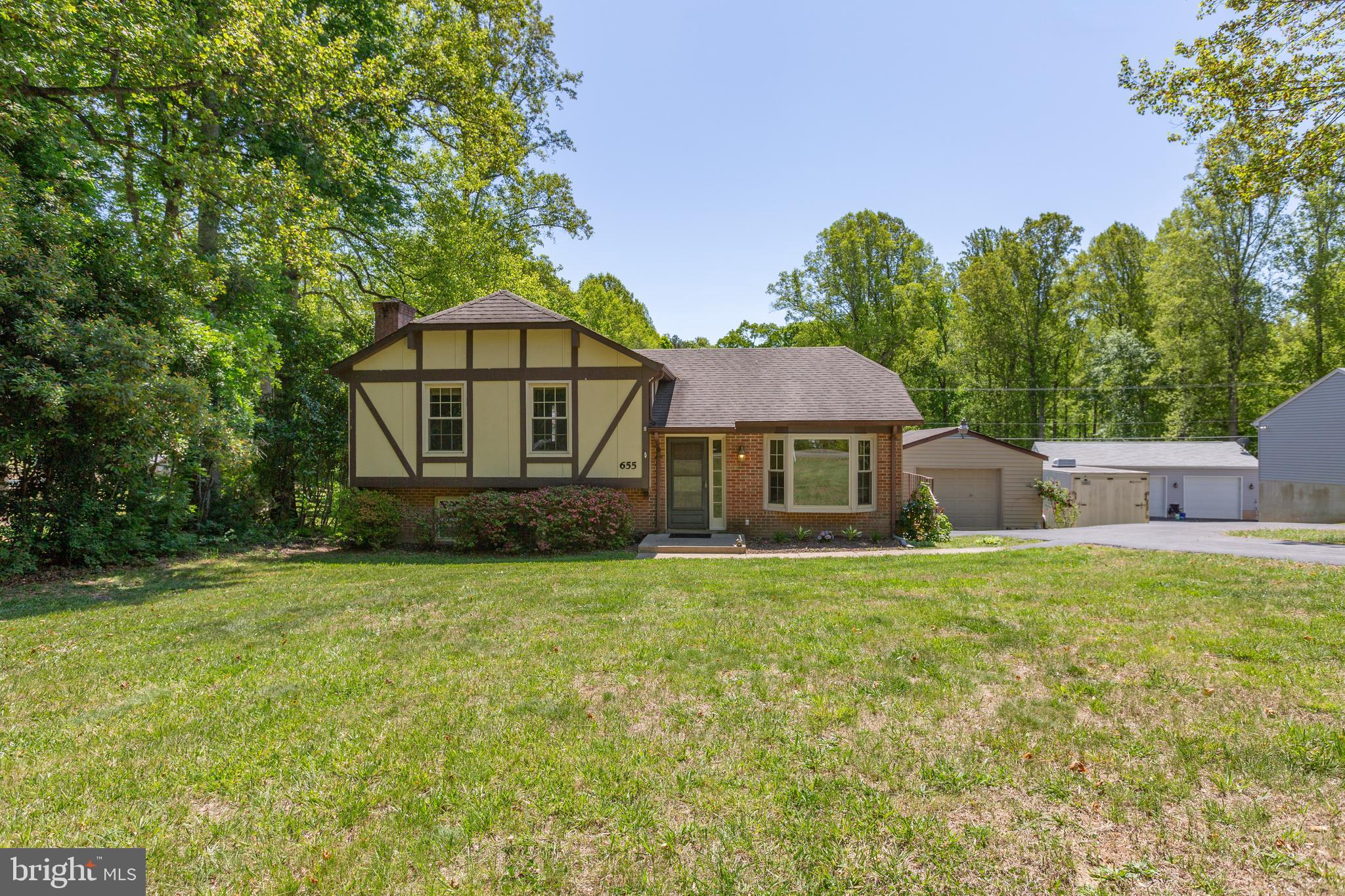 655 Holly Corner Road Fredericksburg, VA 22406 - Photo 5 of 45