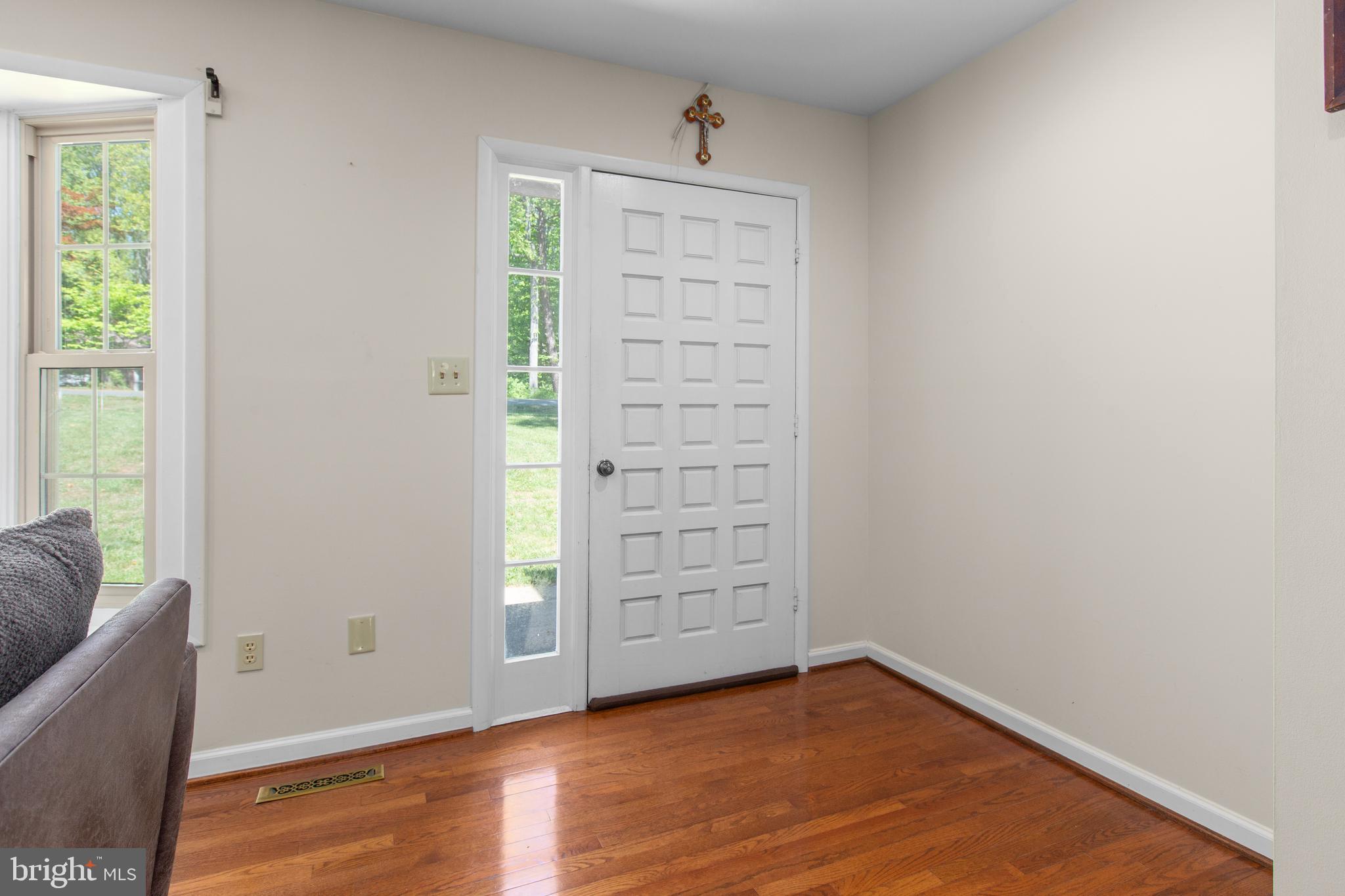 655 Holly Corner Road Fredericksburg, VA 22406 - Photo 9 of 45