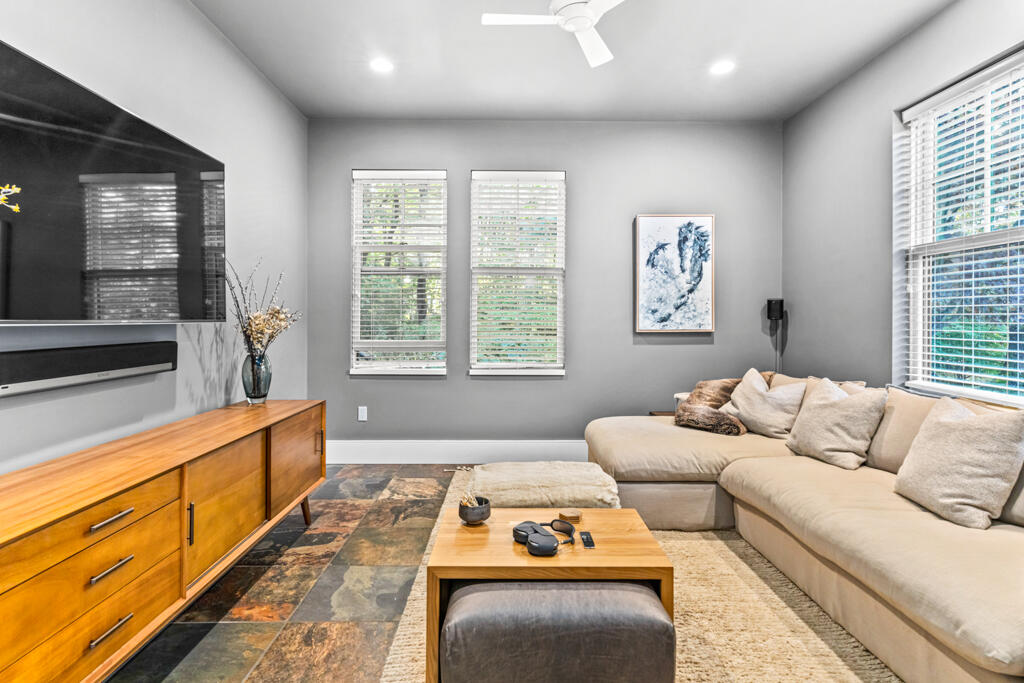 85 River's Edge Drive Portland, ME 04102 - Photo 37 of 95 DSC06143