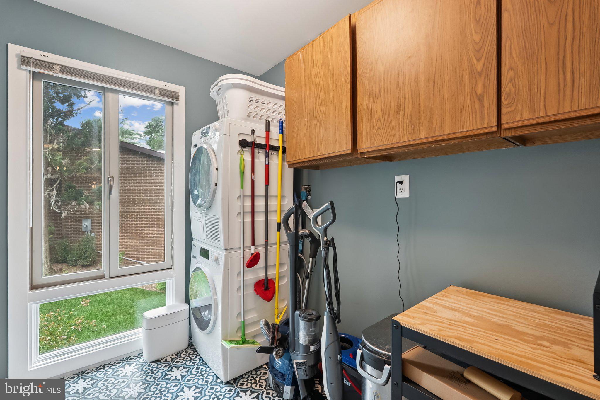 1416 Wolftrap Run Road Vienna, VA 22182 - Photo 15 of 29 Laundry Room
