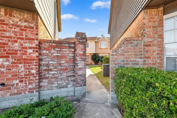 $140,000 | 3834 Willow Springs Lane, Houston, TX 77080