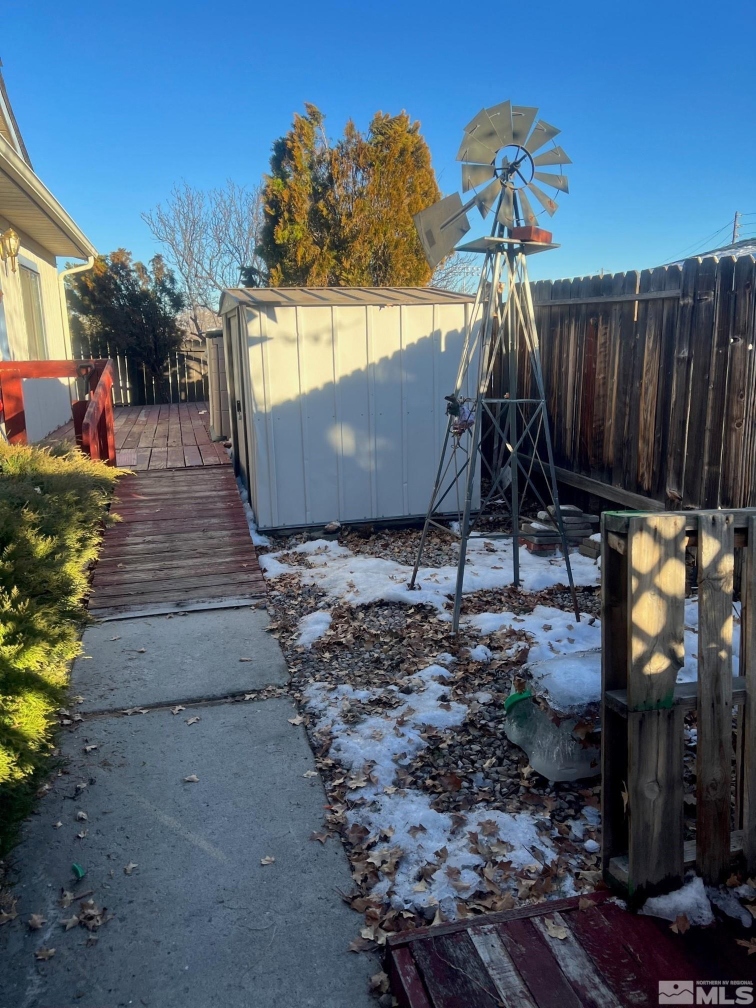 2690 Daffodil Way Reno, NV 89512 - Photo 20 of 20 a view of outdoor space and yard