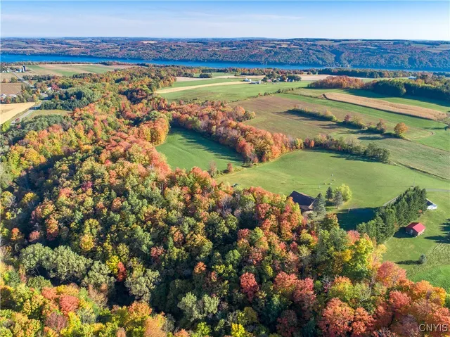 $880,000 | 6023 North Glen Haven Road, Niles, NY 13118