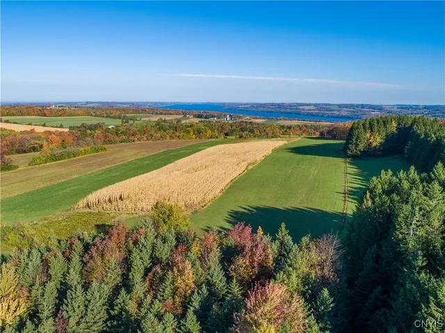 $880,000 | 6023 North Glen Haven Road, Niles, NY 13118