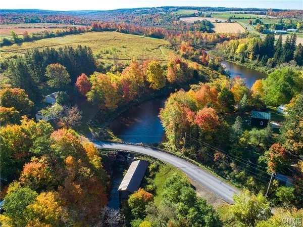 $880,000 | 6023 North Glen Haven Road, Niles, NY 13118