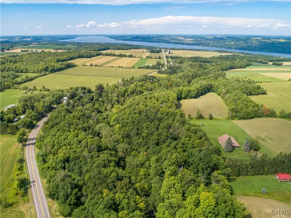 $880,000 | 6023 North Glen Haven Road, Niles, NY 13118