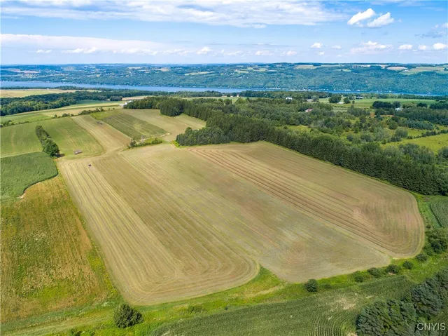 $880,000 | 6023 North Glen Haven Road, Niles, NY 13118