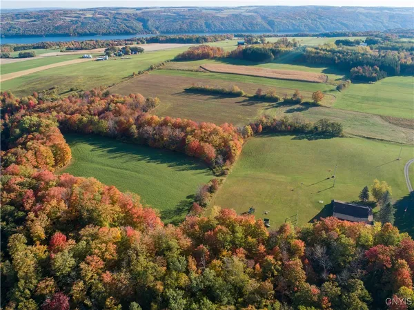 $880,000 | 6023 North Glen Haven Road, Niles, NY 13118