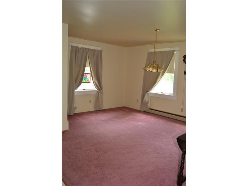 676 Old Lewiston Road Winthrop, ME 04364 - Photo 5 of 12 Dining Room.