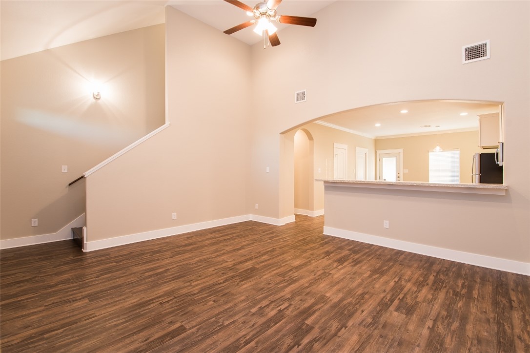 216 Howdy Court Bryan, TX 77801 - Photo 11 of 28