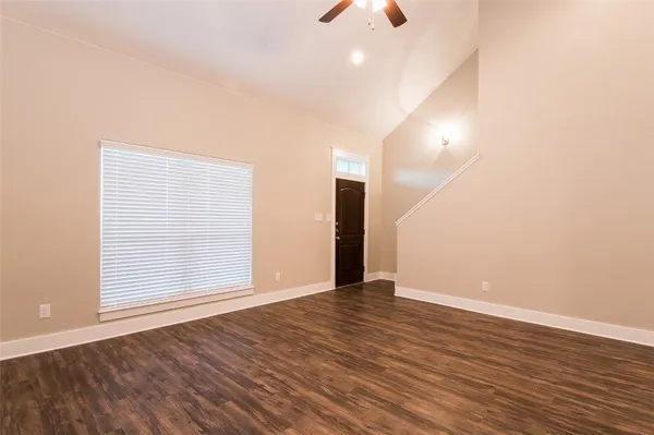 $2,800 | 216 Howdy Court, Bryan, TX 77801