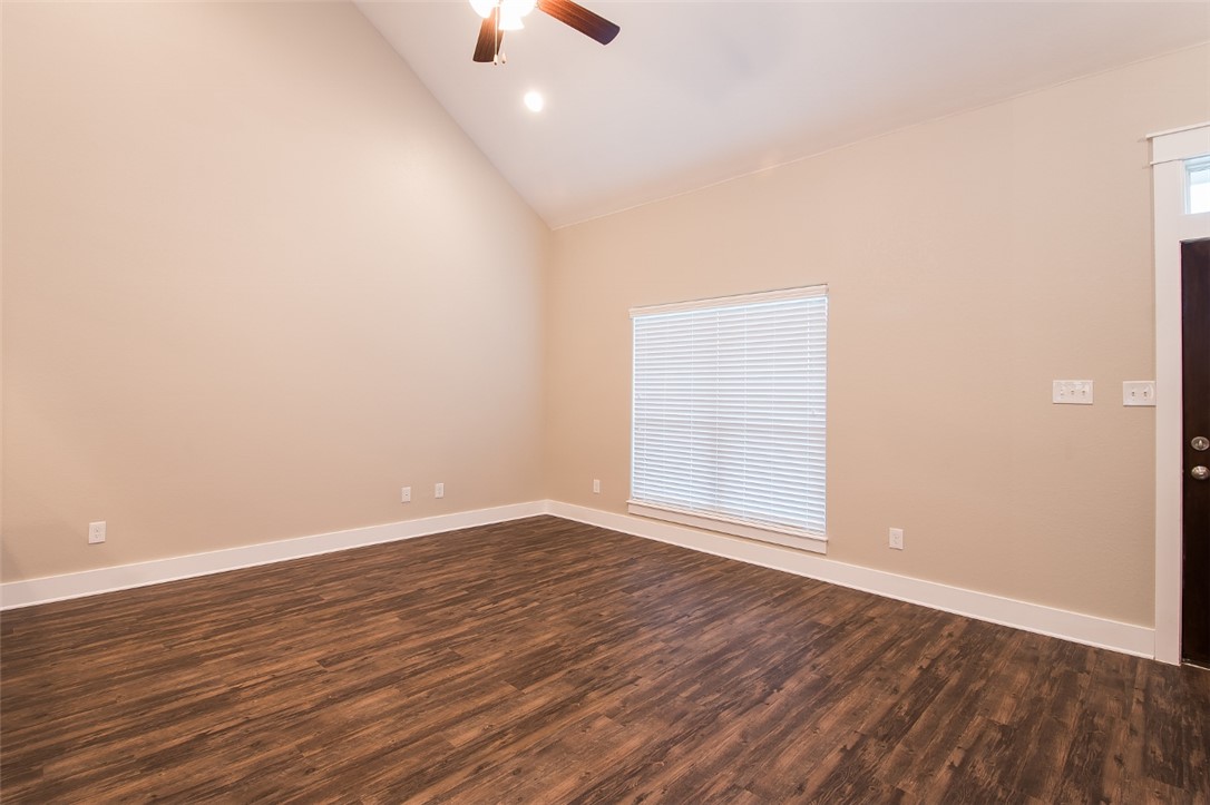 216 Howdy Court Bryan, TX 77801 - Photo 13 of 28