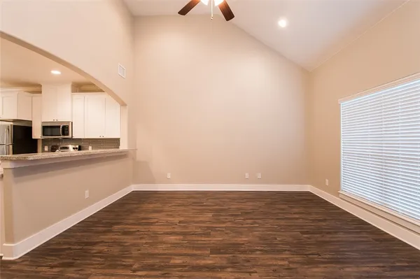 $2,800 | 216 Howdy Court, Bryan, TX 77801