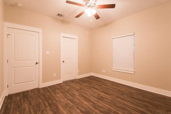 $2,800 | 216 Howdy Court, Bryan, TX 77801