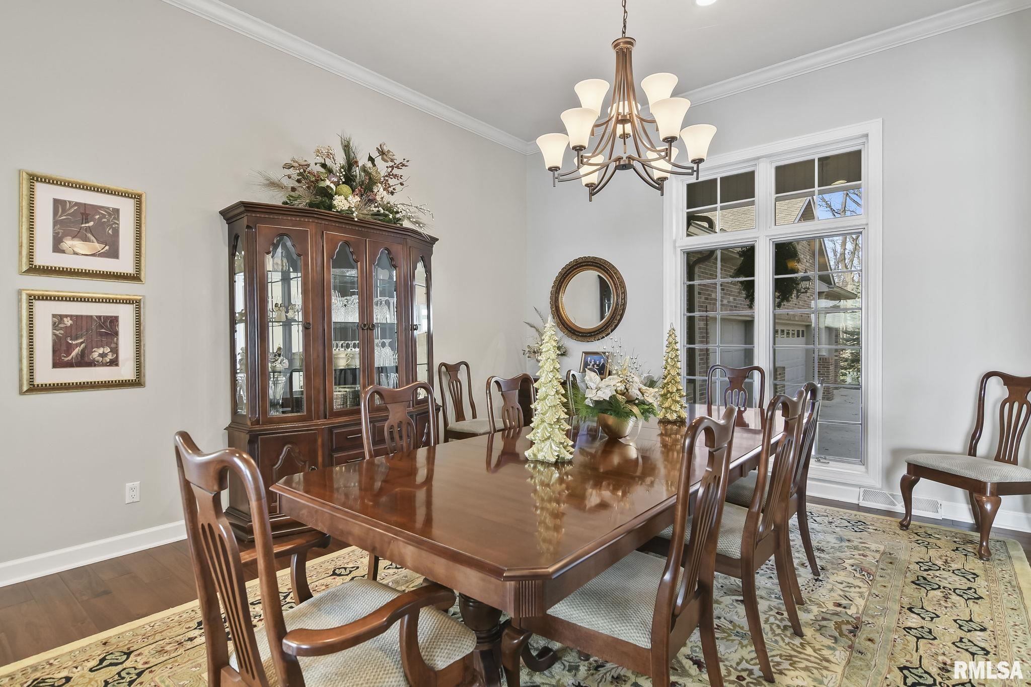 208 Maple Grove Lane Springfield, IL 62712 - Photo 8 of 60
