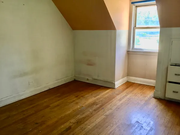 a bathroom with a tub
