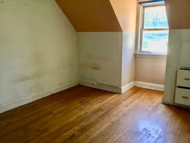 a bathroom with a tub