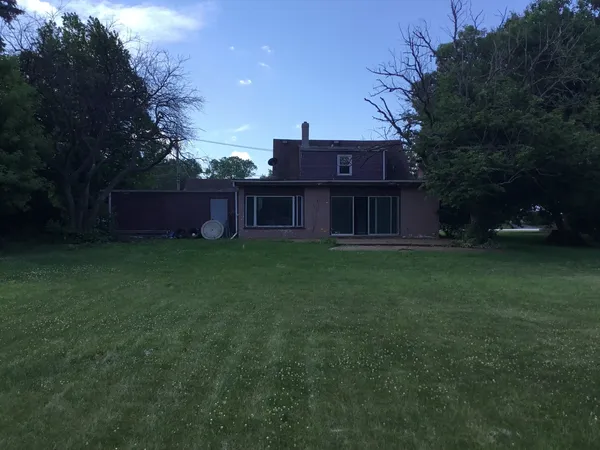 $430,000 | 206 East Camp McDonald Road, Prospect Heights, IL 60070