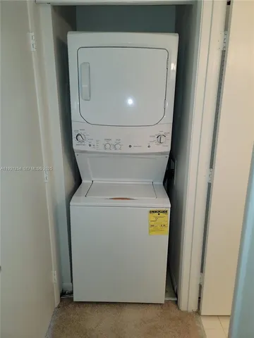 $1,690 | 1701 Village Boulevard, Unit 205, West Palm Beach, FL 33409