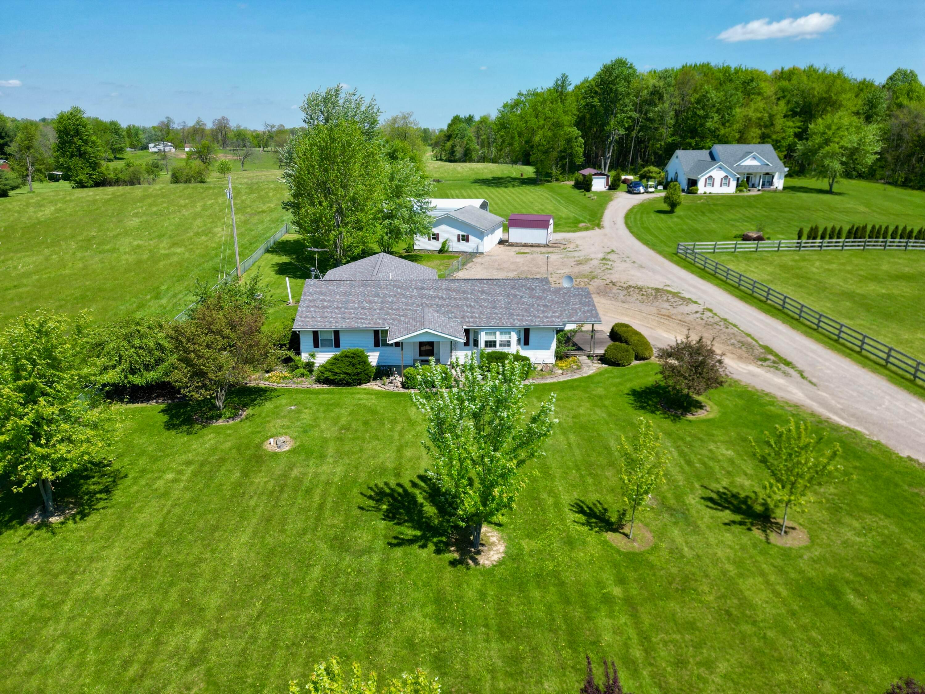 2760 Flint Ridge Road Hopewell, OH 43746 - Photo 12 of 64