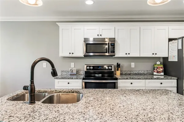 $329,000 | 210 Oxmoor Drive, Anderson, SC 29625