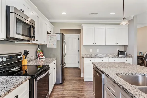 $329,000 | 210 Oxmoor Drive, Anderson, SC 29625