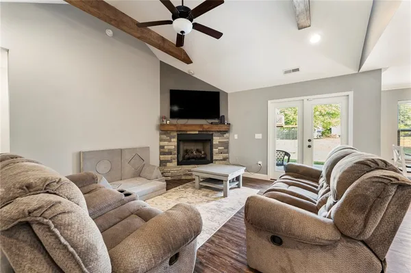 $329,000 | 210 Oxmoor Drive, Anderson, SC 29625