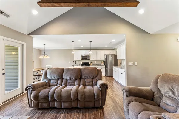 $329,000 | 210 Oxmoor Drive, Anderson, SC 29625