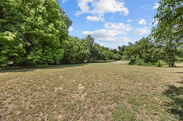 $299,000 | 15509 Mitchell Bend Court, Granbury, TX 76048