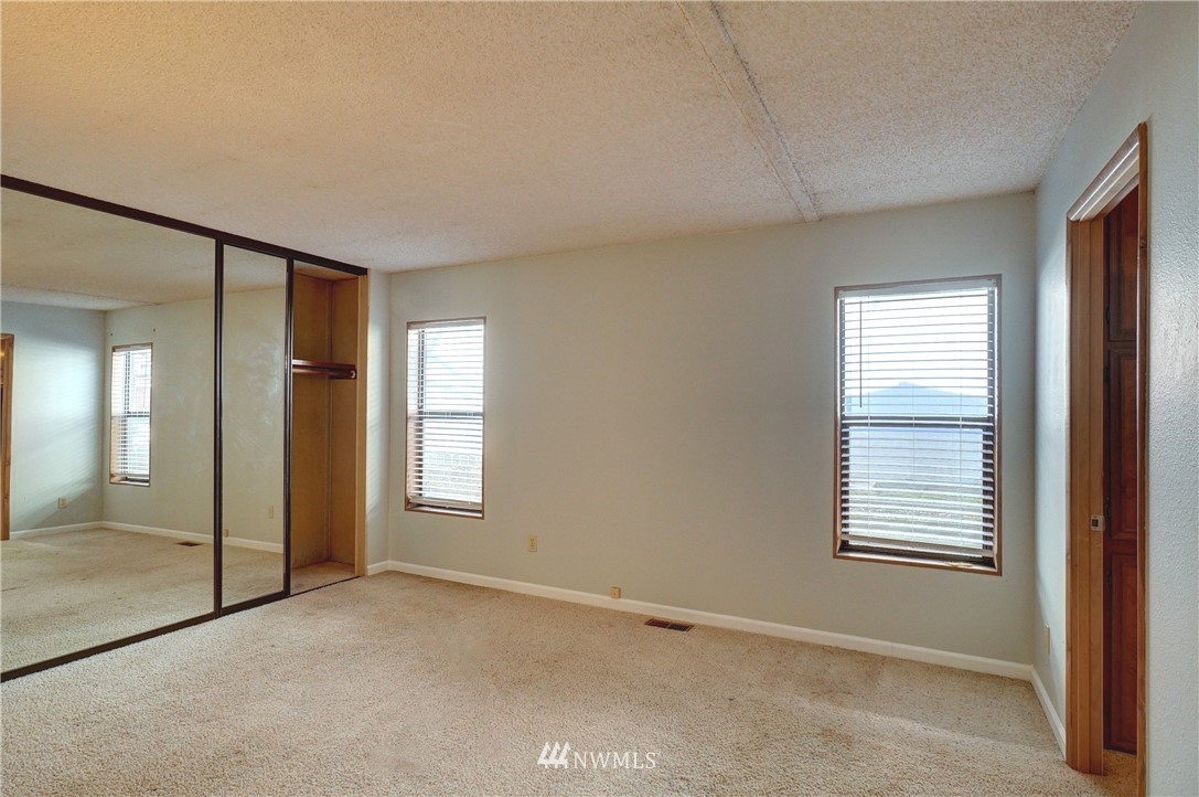 375 Union Avenue Southeast, Unit 146 Renton, WA 98059 - Photo 15 of 29