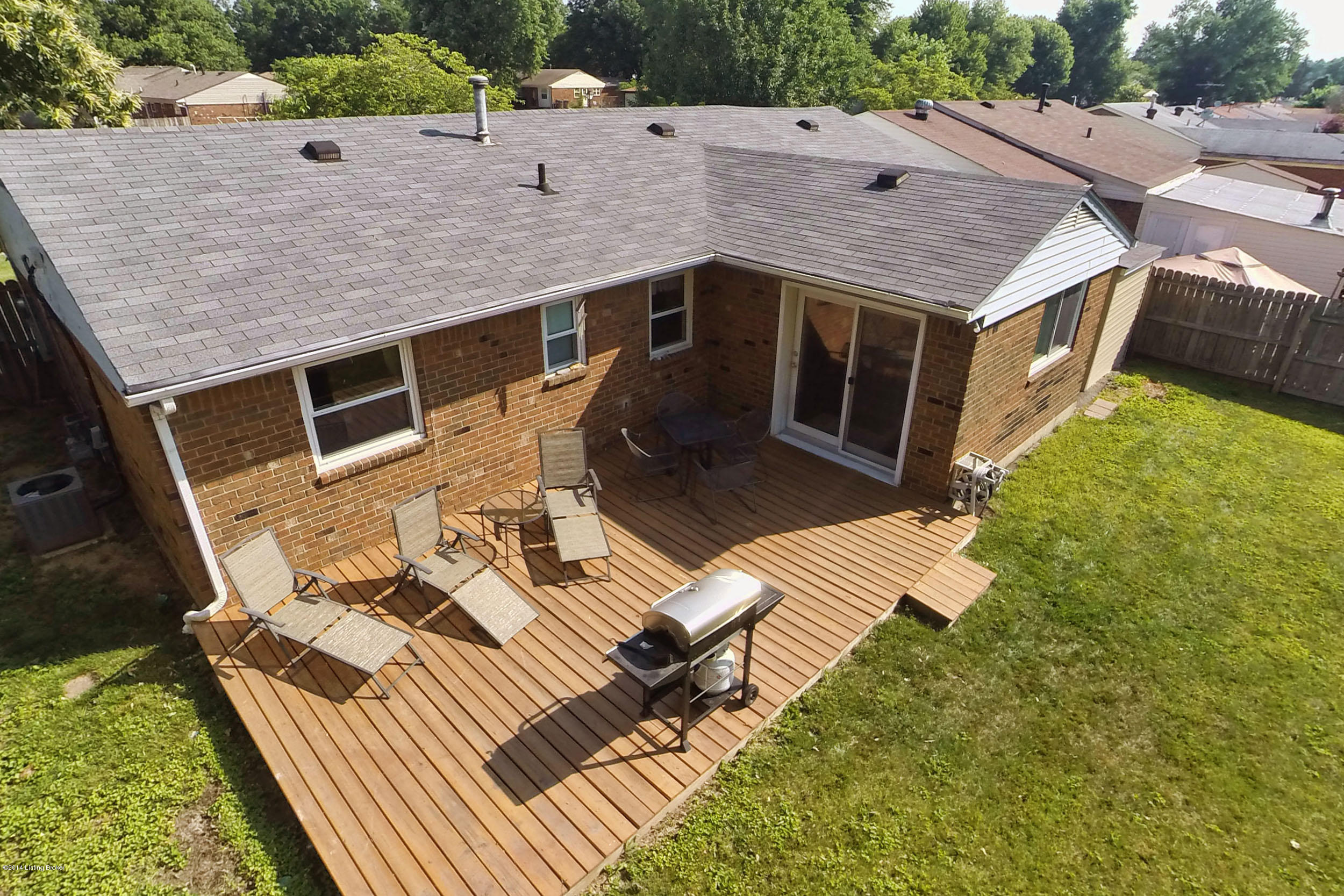 435 East Blue Jay Road Louisville, KY 40229 - Photo 18 of 42 16