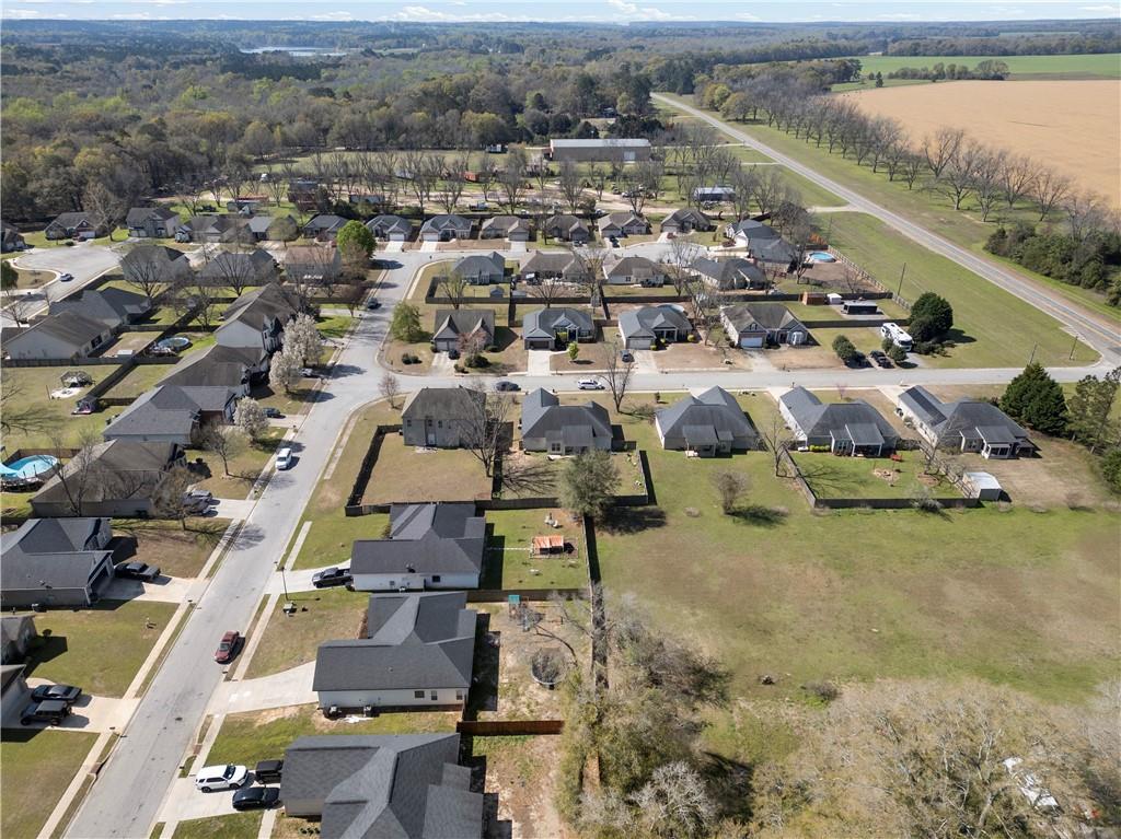 108 Watts Drive Perry, GA 31069 - Photo 4 of 33