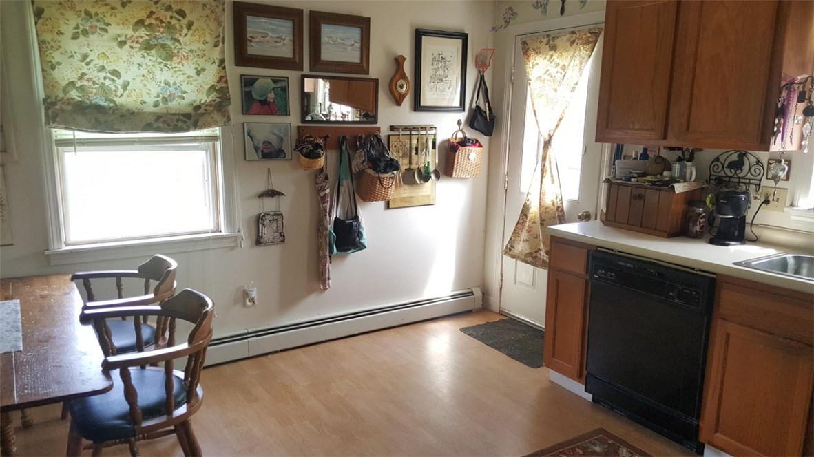 40 Tockwotten Cove Road Charlestown, RI 02813 - Photo 9 of 20 Gallery Image 9