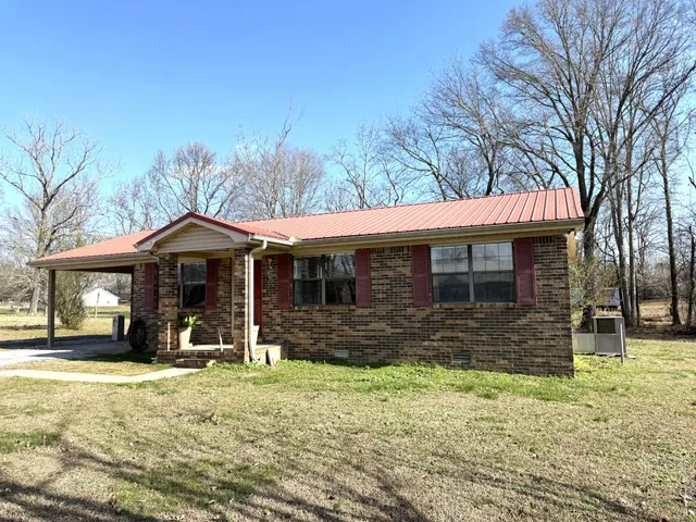 $185,000 | 102 McDougal Road, Fayetteville, TN 37334