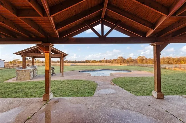 $698,000 | 5314 County Road 3204, Campbell, TX 75422