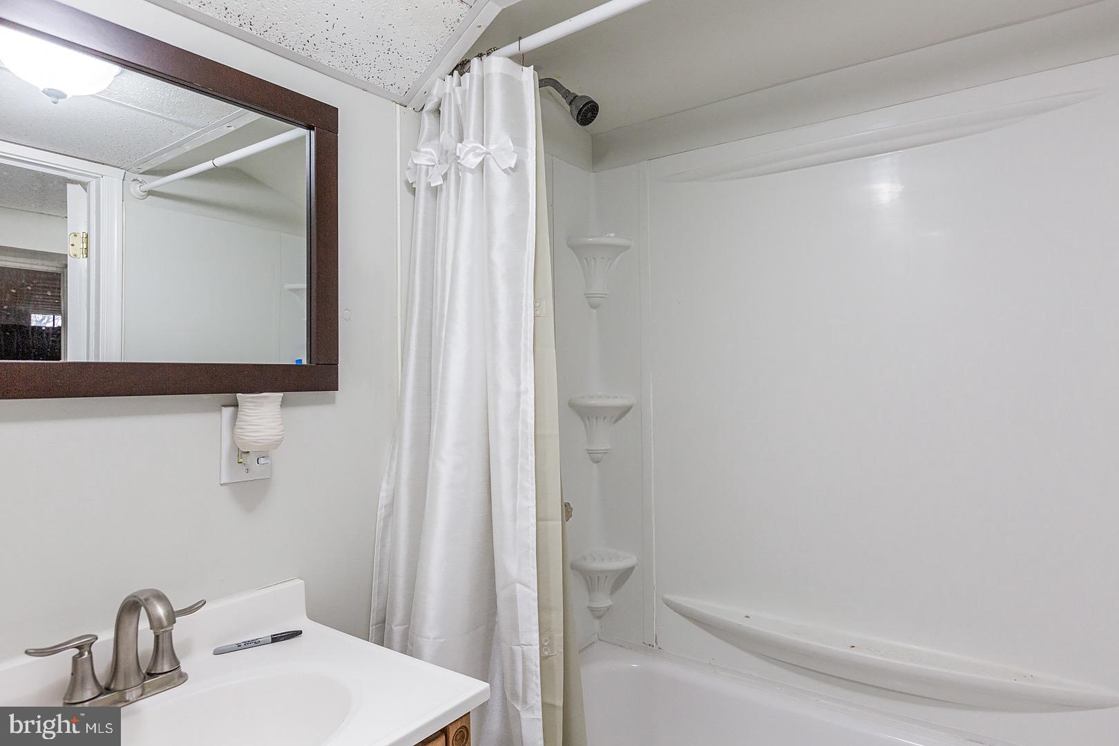 255 Pleasure Road Lancaster, PA 17601 - Photo 34 of 40 Gallery Image 34