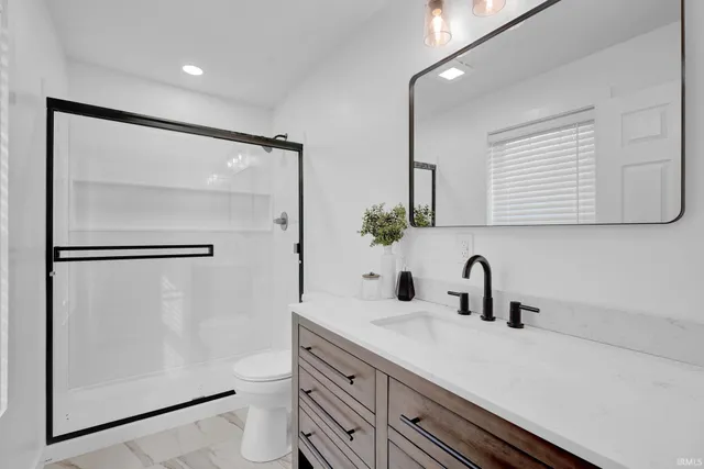 $249,000 | 1907 11th Street, Bedford, IN 47421